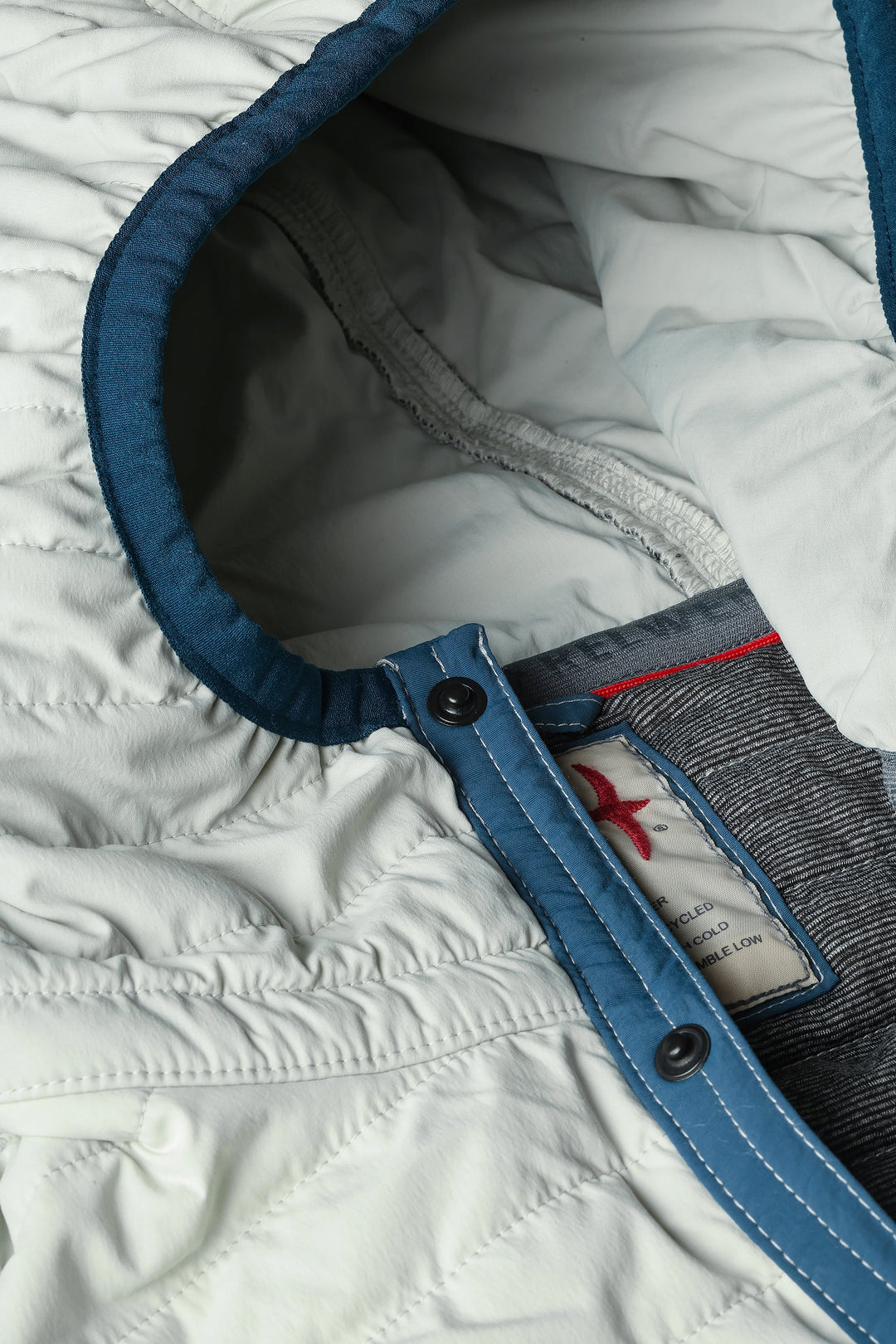 Relwen Windzip Hood Jacket in Chalk