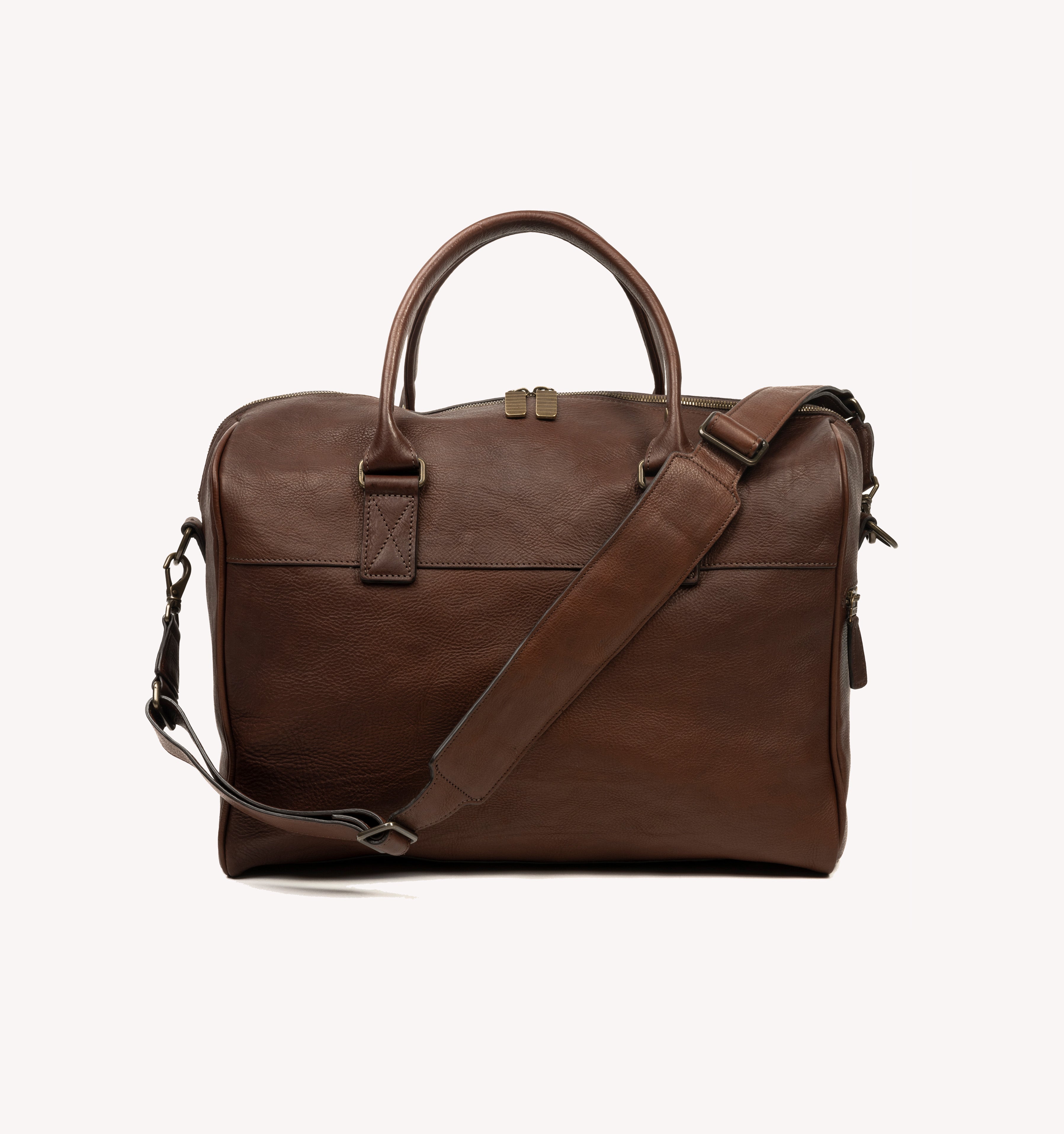 Moore and Giles Booker Cabin Duffel in Brown Baldwin Oak Leather 並行輸入品 Moore \u0026 Giles Booker Cabin Duffel in Seven Hills Chocolate