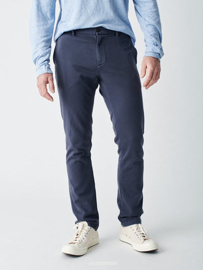 Faherty Icon Stretch Chino in Navy