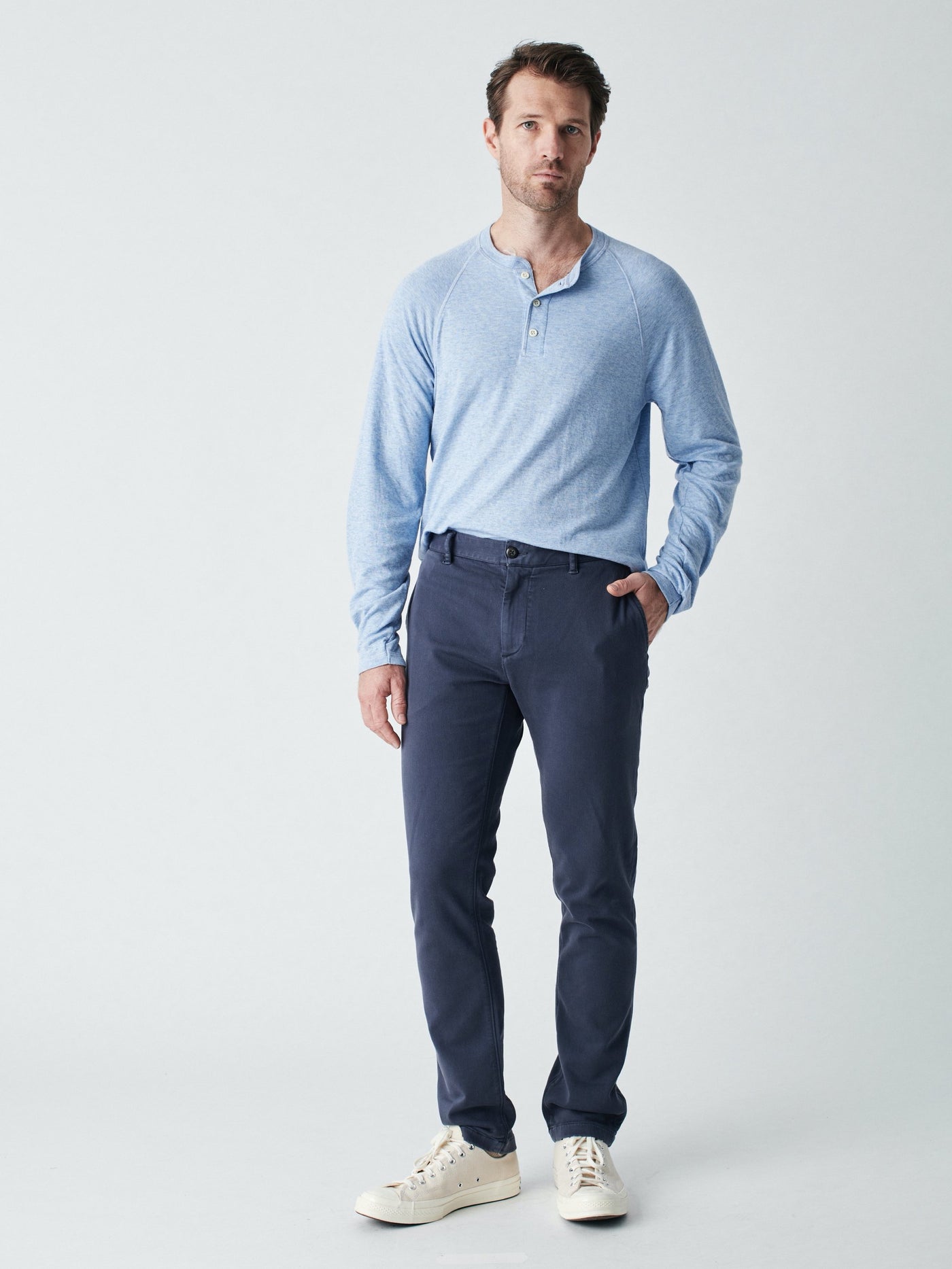 Faherty Icon Stretch Chino in Navy